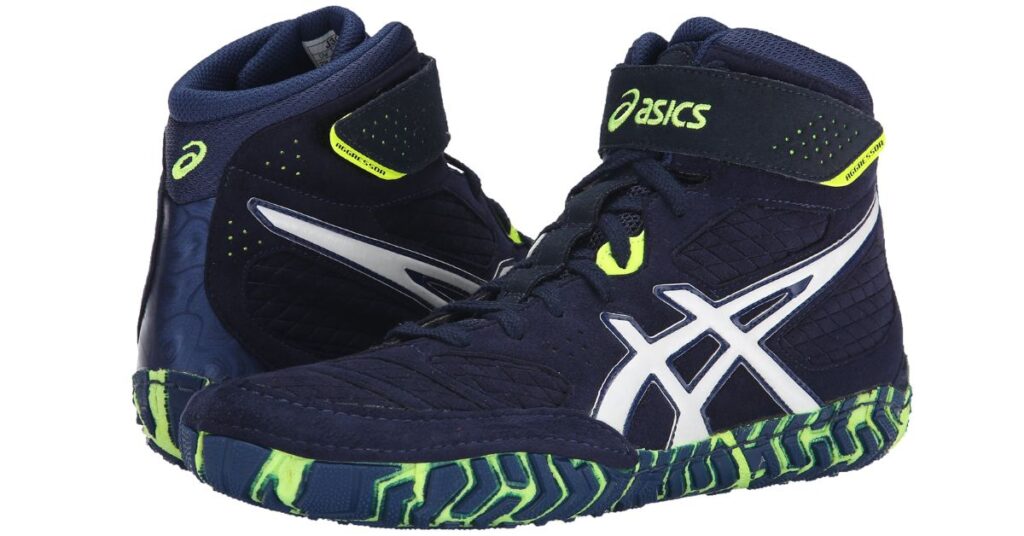 3.	Asics Aggressors