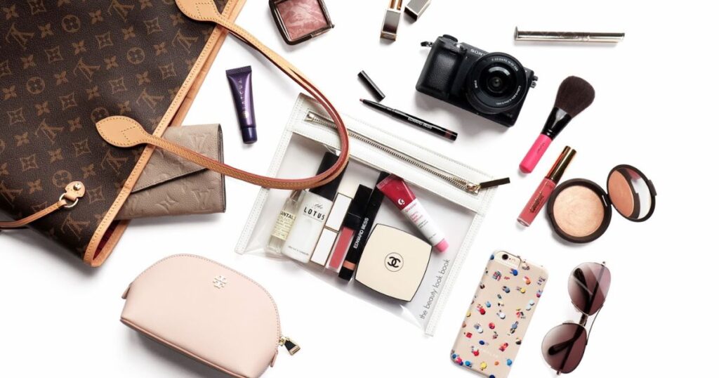 What To Put In A Makeup Bag